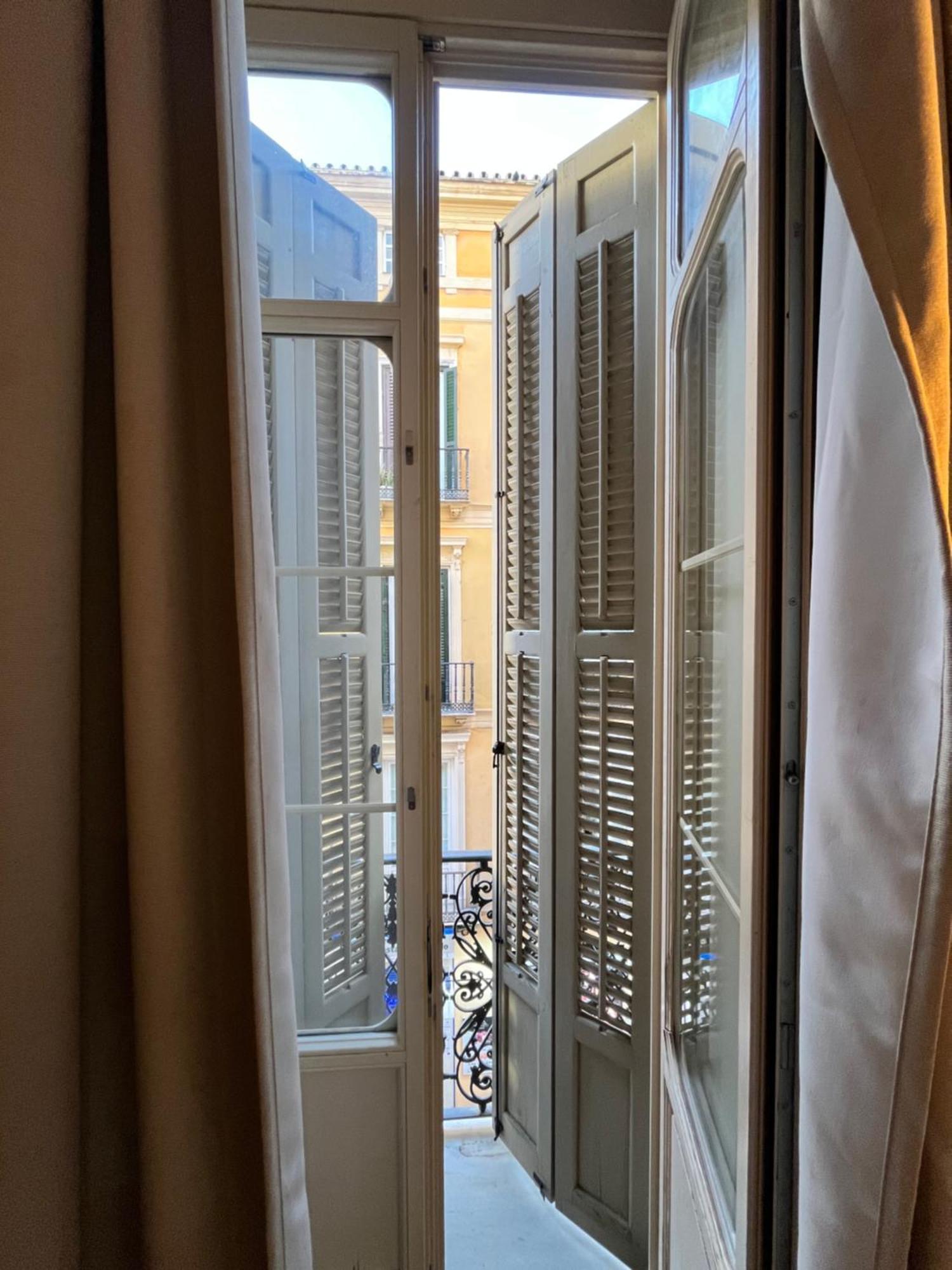 شقة Boutique Larios - Malaga Center المظهر الخارجي الصورة